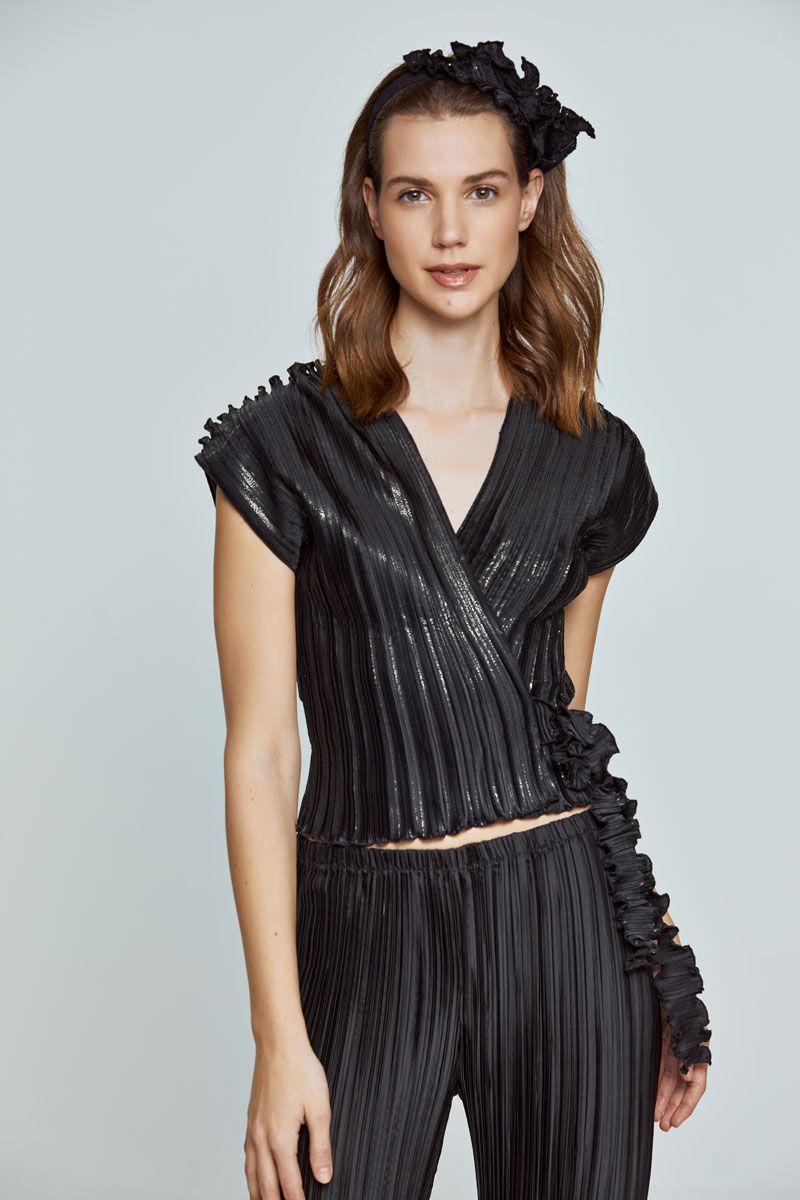 Wrap pleated top 