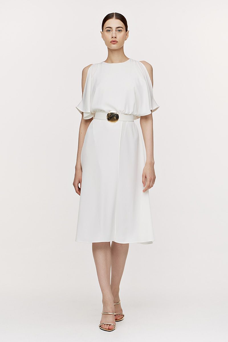 Λευκό φόρεμα με cutouts στους ώμους 