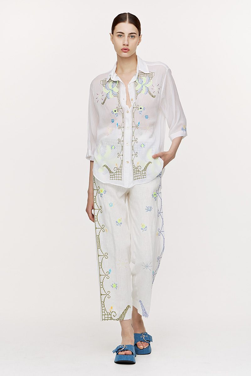 Shirt in voile with embroidered details