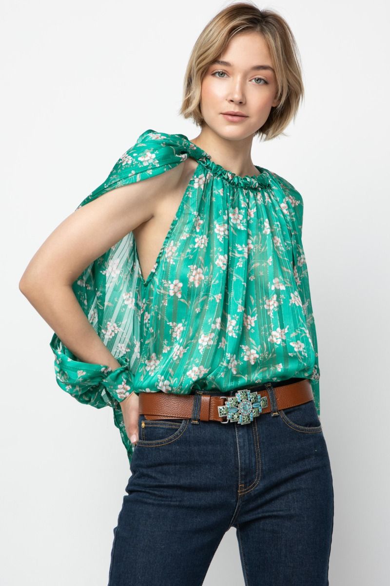 Printed top with puffed sleeves 