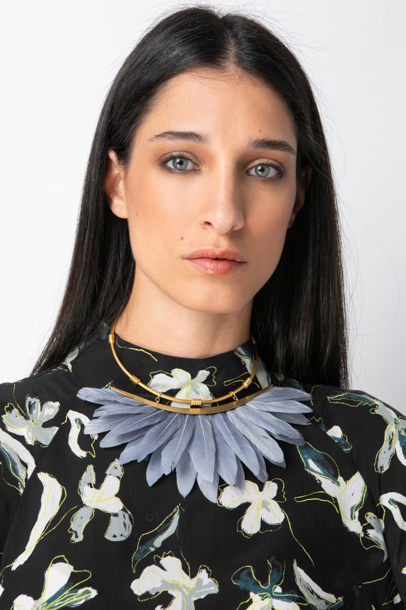 Feather gold plated metal collar necklace 