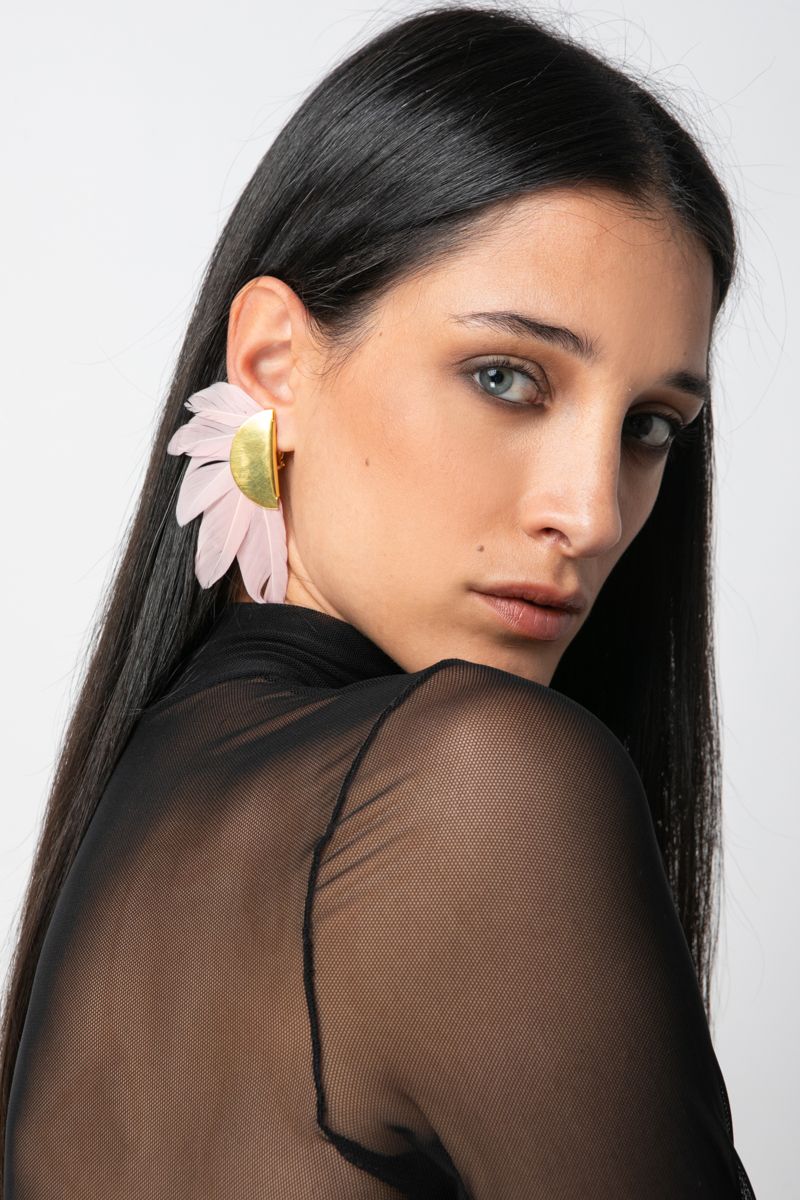 Feather and gold plated metal clip earrings