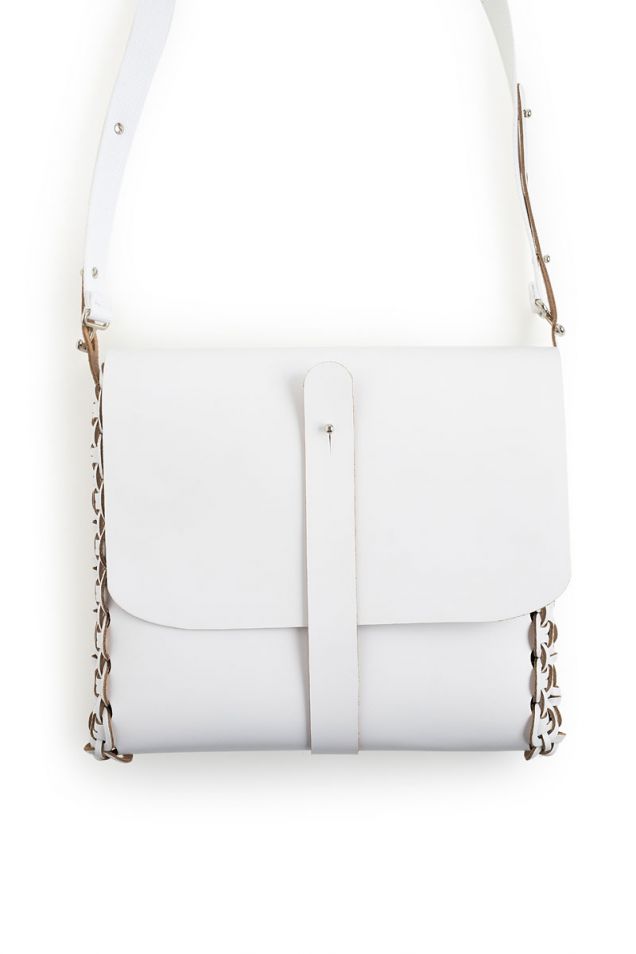 White leather shoulder bag 