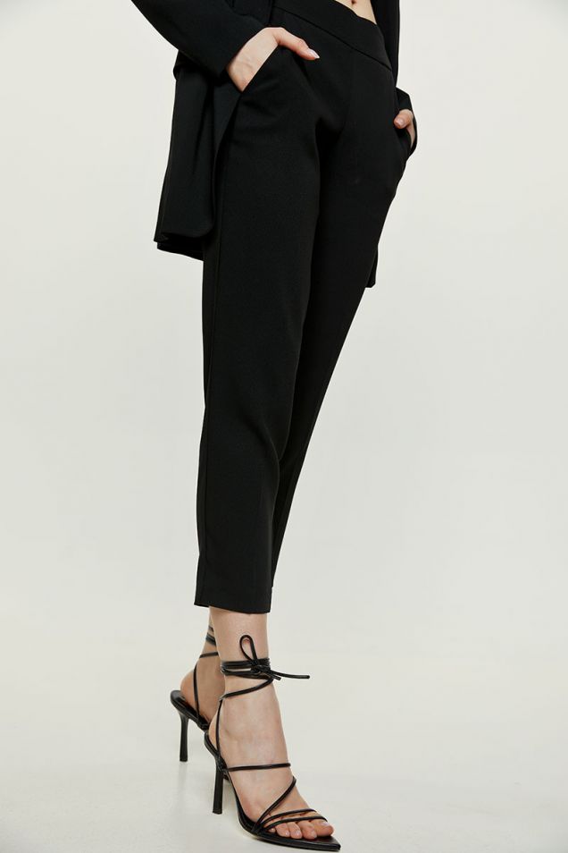 Cropped straight-leg pants in crepe