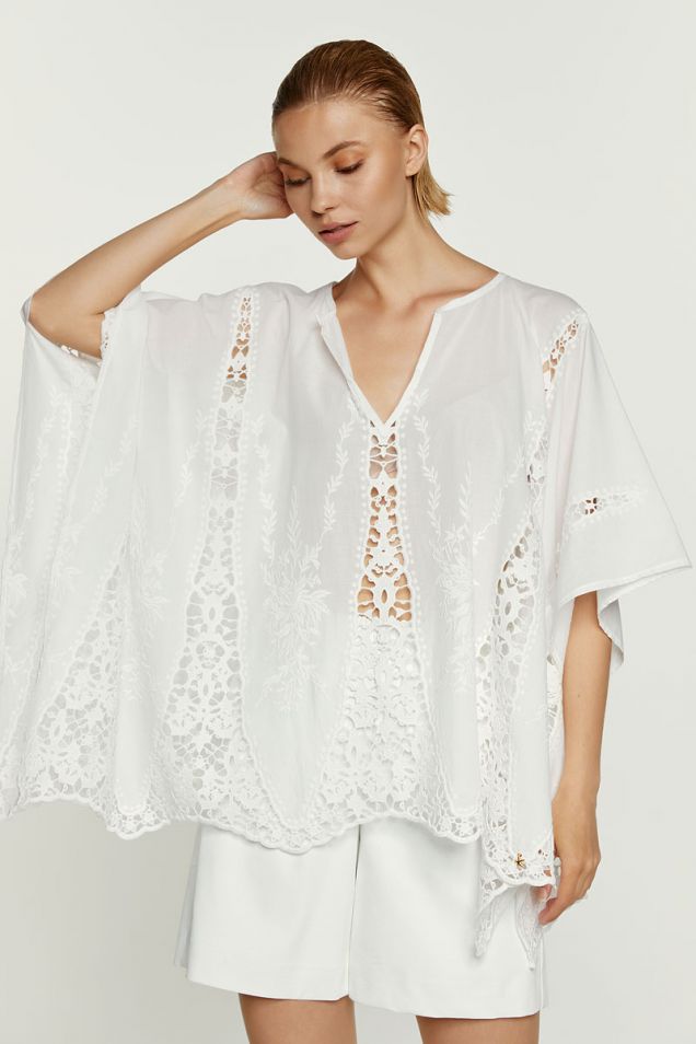 White blouse with lace 