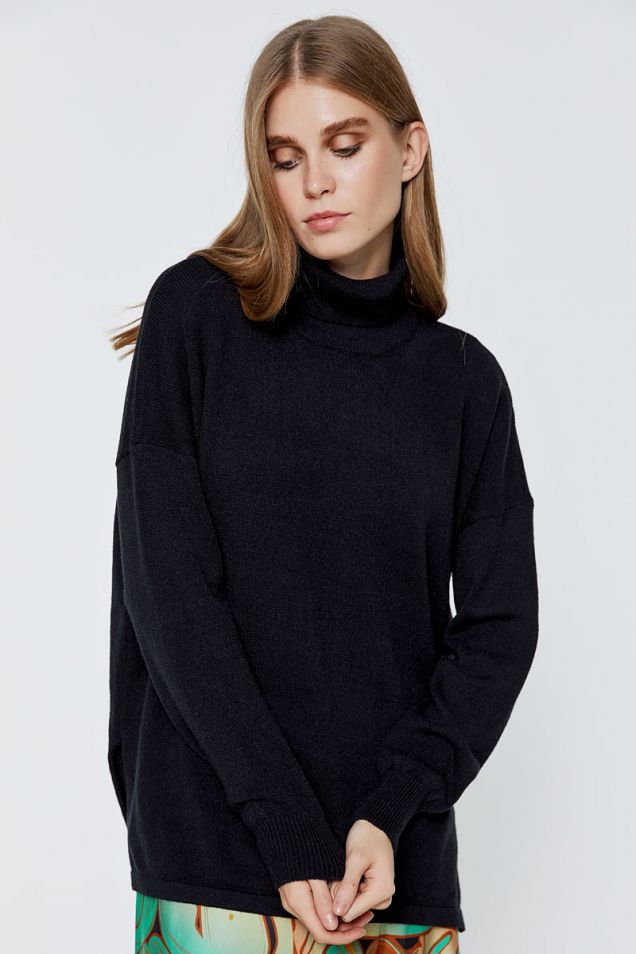 Oversized roll-neck sweater 