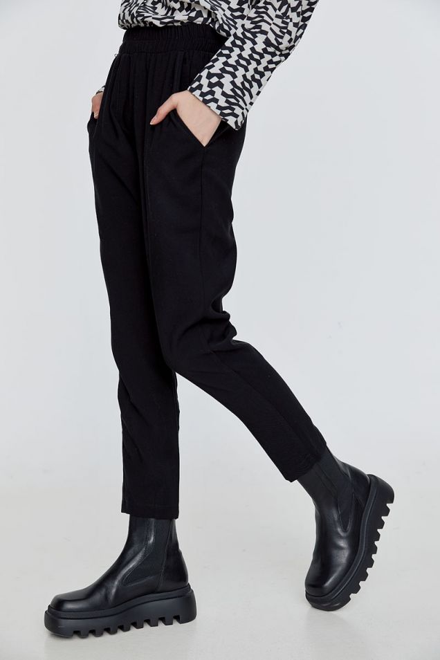 Black pants in viscose with elasticated waistband