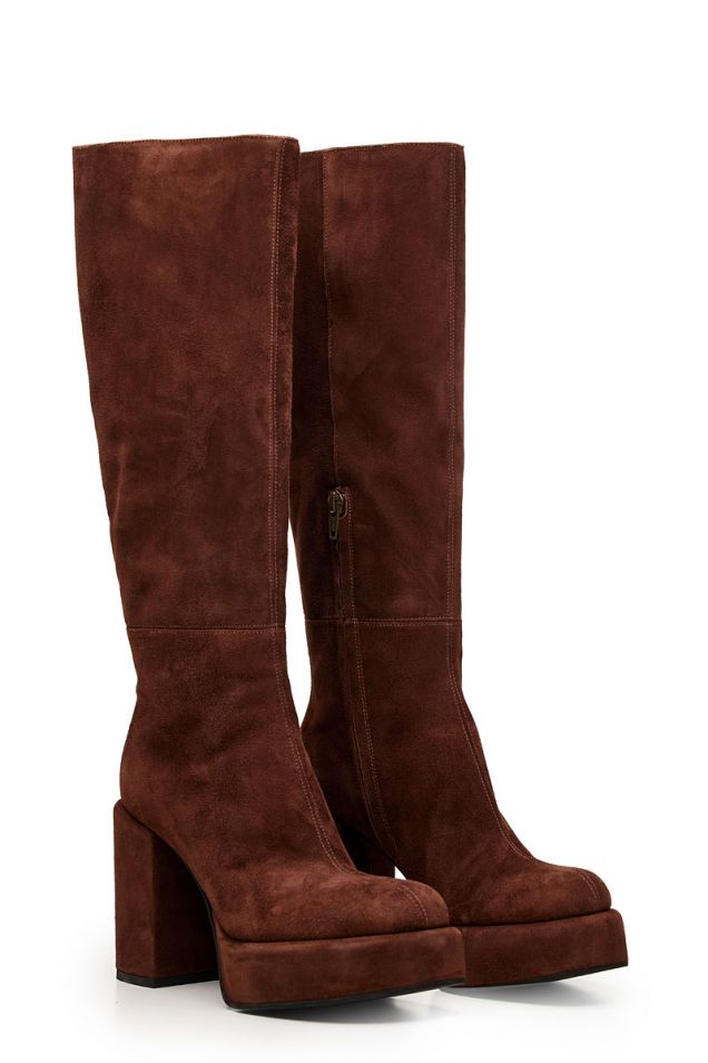 Suede platform boots in brown
