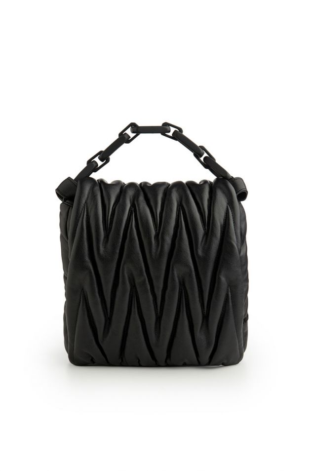 Padded τσάντα σε μαύρο χρώμα