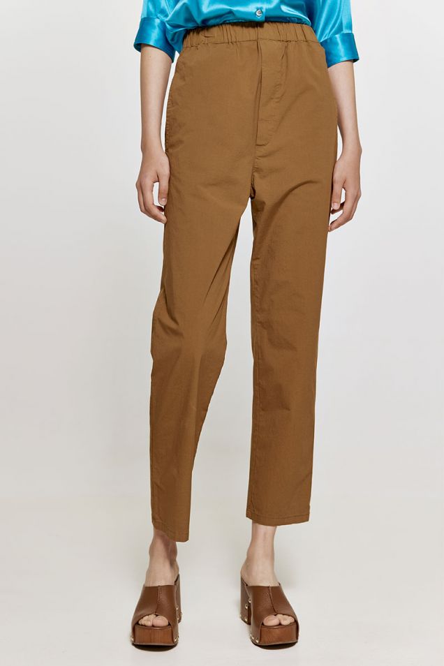 Cotton-blend boyfriend pants in brown 