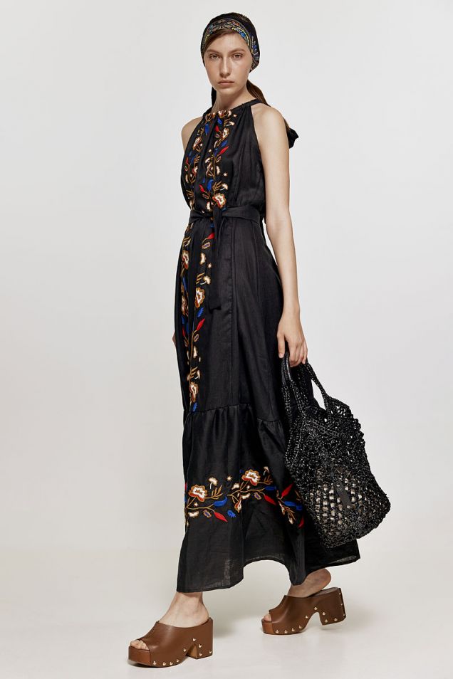 Maxi embroidered black dress