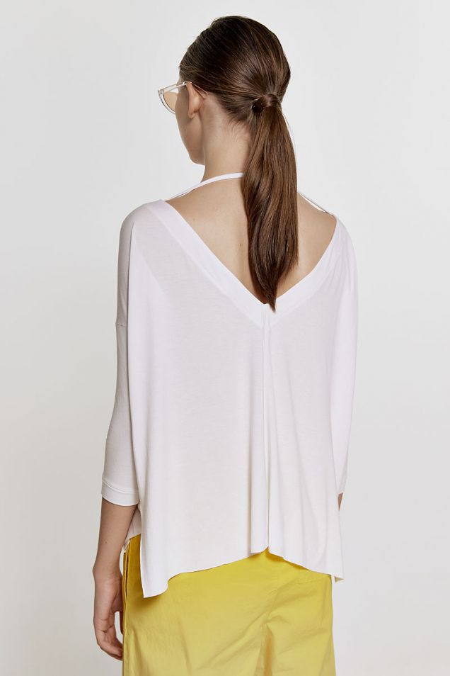 Crew -neck top in light stretchy viscose jersey with a deep V-back 
