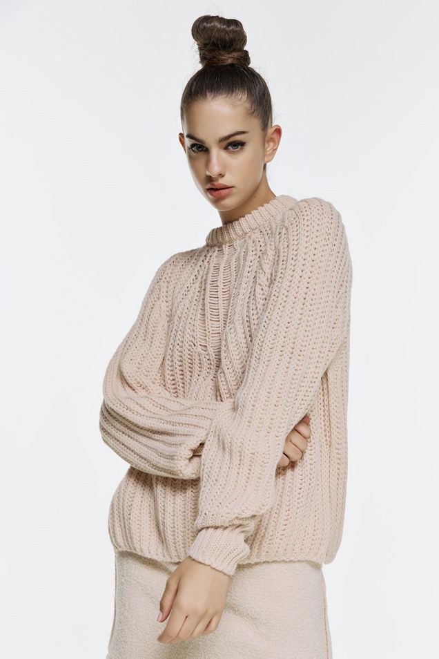 Knitted sweater 