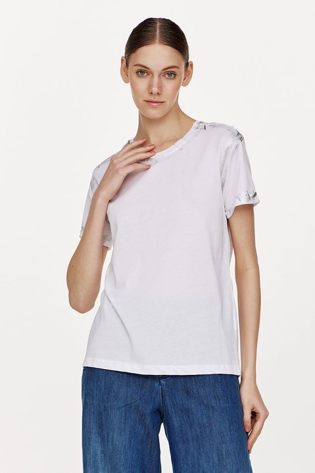 T-shirt σε λευκό χρώμα με ασημί λεπτομέρειες