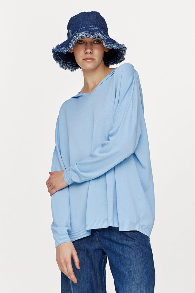 Hooded blouse in viscose 