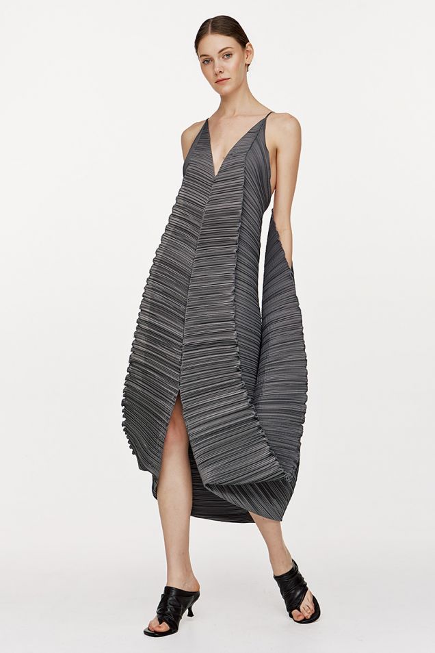 Pleated dress with cape effect