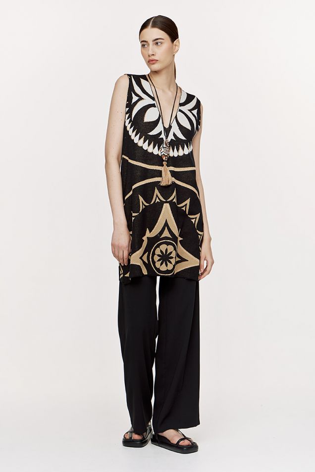 Jacquard knit dress with geometric pattern