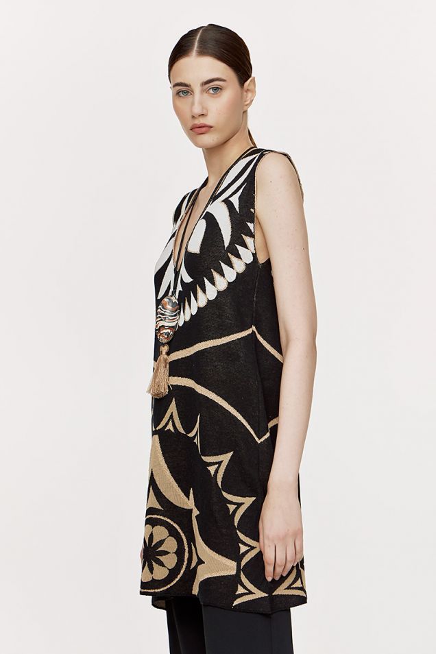 Jacquard knit dress with geometric pattern