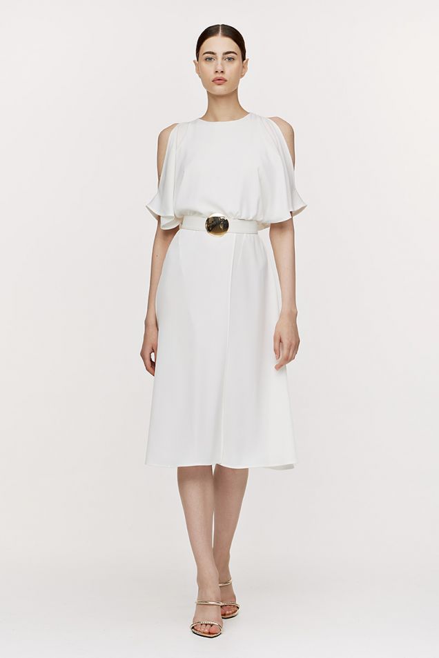 Λευκό φόρεμα με cutouts στους ώμους 