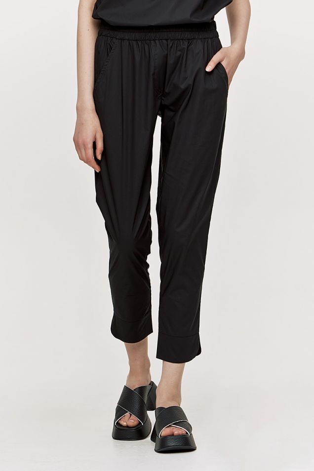 Cotton-poplin pants in black 