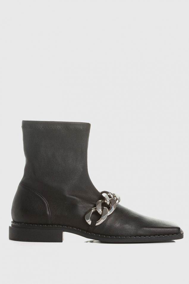 Quadro flat ankle boots in stretchy nappa with silver chain 